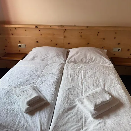 Bayerischer Hof Rehlings Hotel Weißensberg