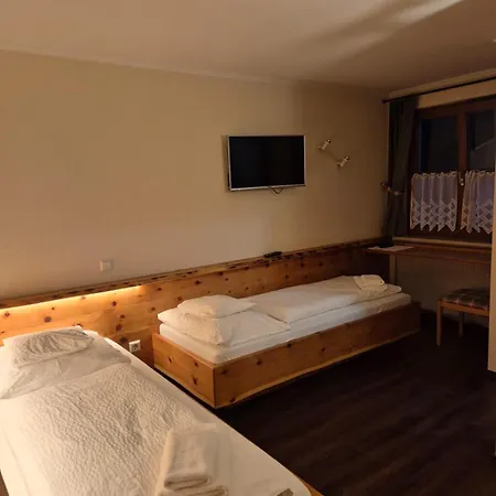 Bayerischer Hof Rehlings Hotel 3*