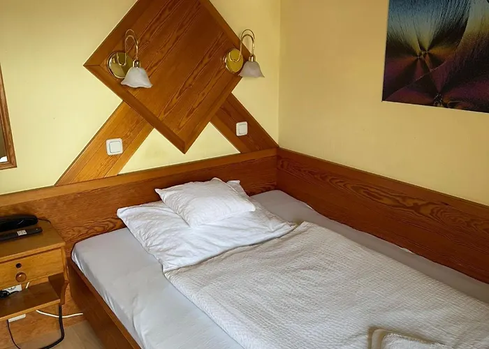 Bayerischer Hof Rehlings Hotel 3*