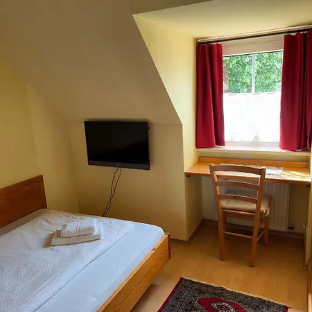 호텔 Bayerischer Hof Rehlings 3*